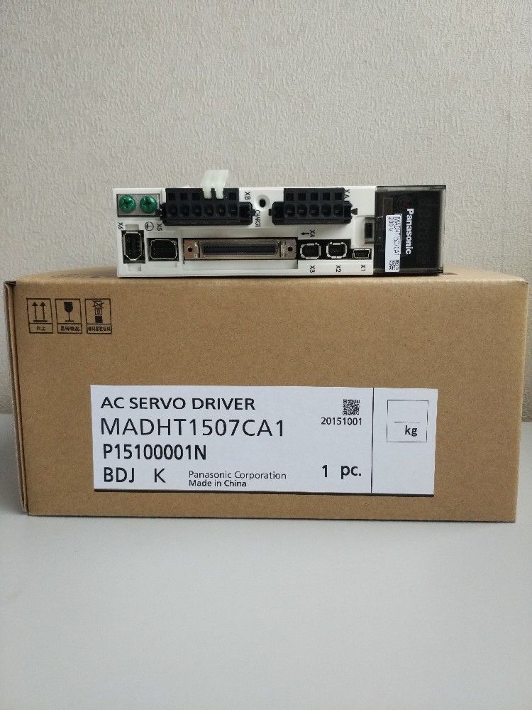 BRAND NEW PANASONIC AC Servoantrieb MADHT1507CA1 im Karton