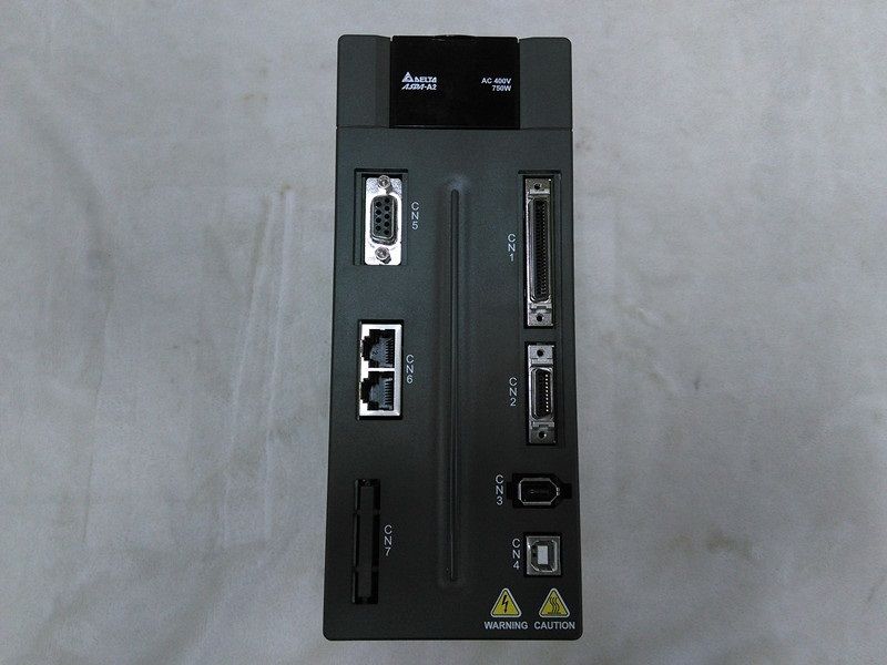 ECMA-J10604SS+ASD-A2-0743-M DELTA Servomotor-Treiber-Kits 0.4kw 3000rpm