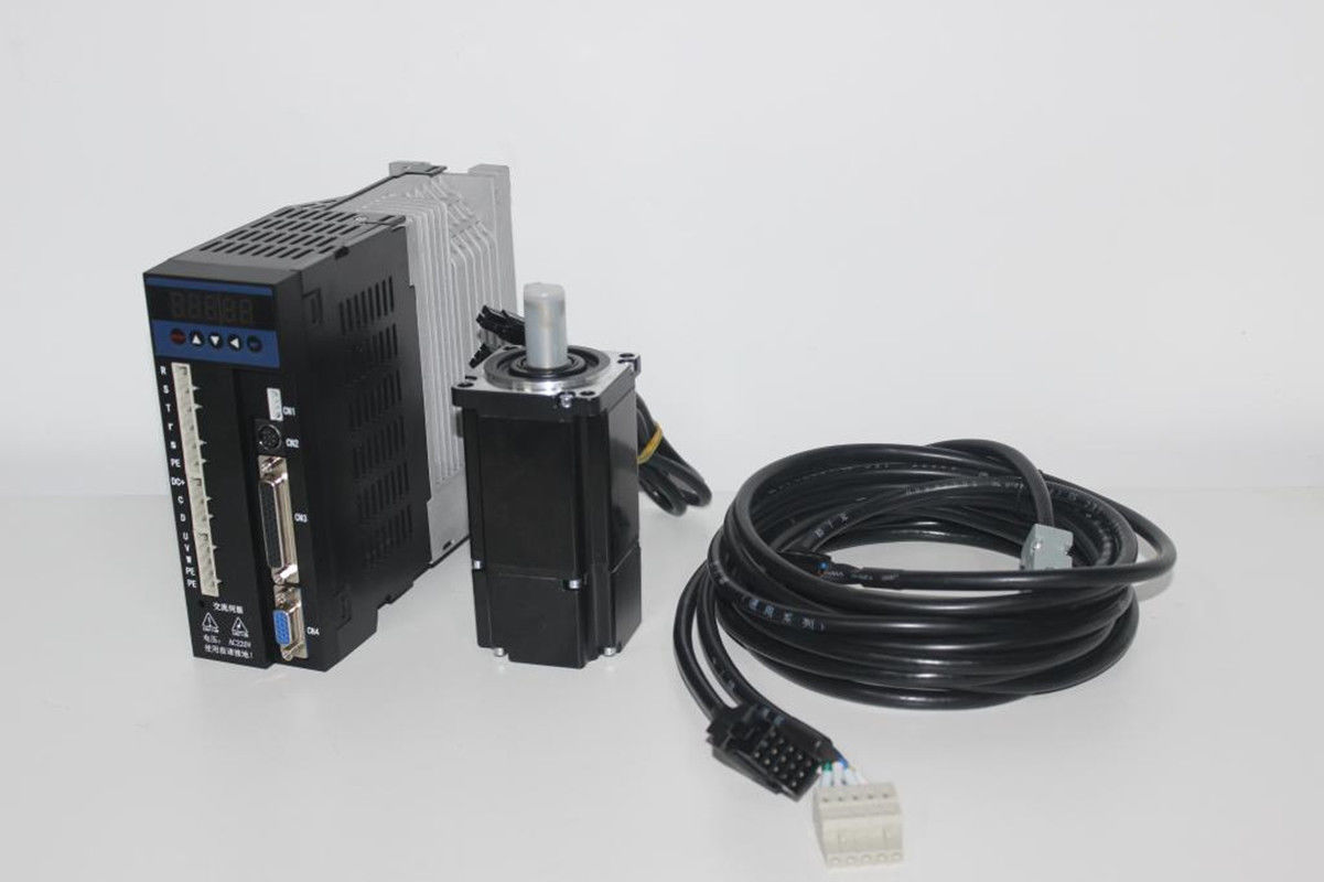 1 Phase 220 V 1000 W 1 kW 4 Nm 2500 U/min NEMA34 AC-Servomotor-Antriebssatz 2500p