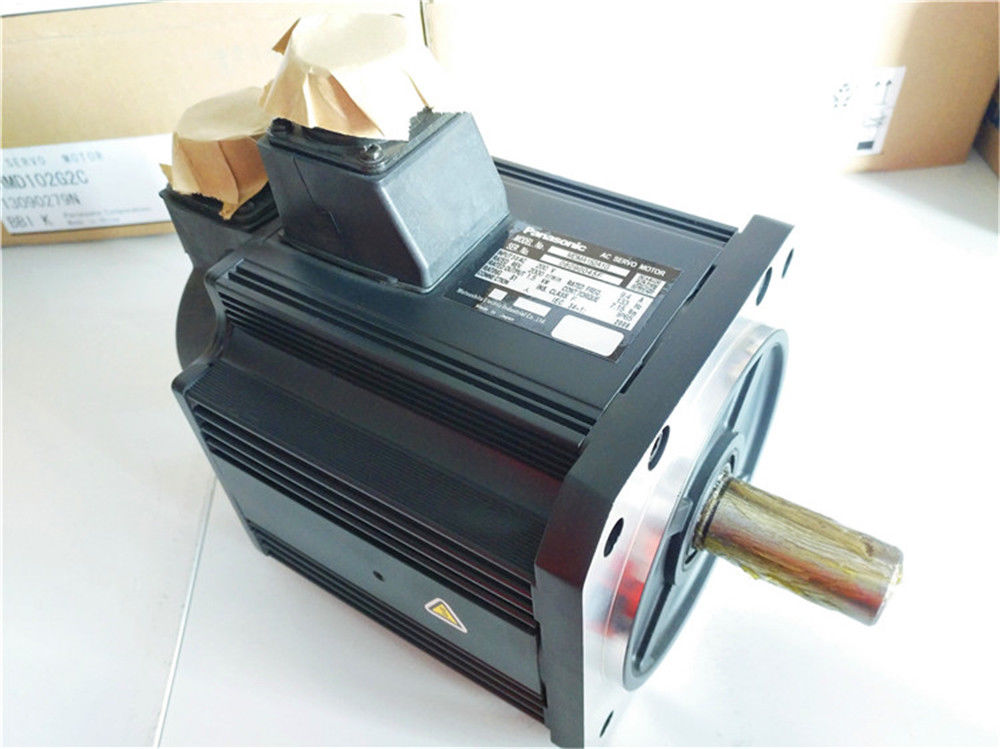 NEUER PANASONIC Wechselstrom-Servomotor MDMA152A1G im Kasten