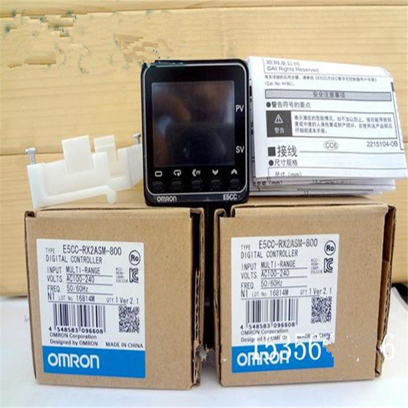 OMRON Temperaturregler E5CC-RX2ASM-800 100-240VAC Neu im Karton (FAST)