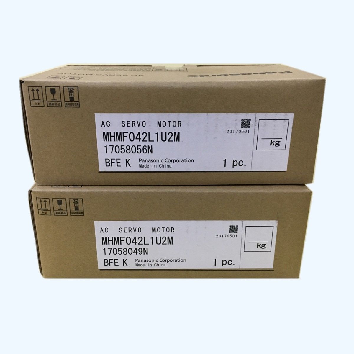 NEUER PANASONIC AC-Servomotor MHMF042L1U2M im Karton