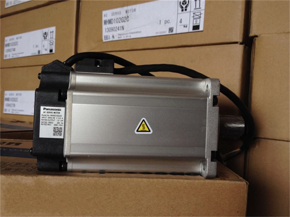 BRAND NEW PANASONIC AC Servomotor MHMD102G2C im Kasten