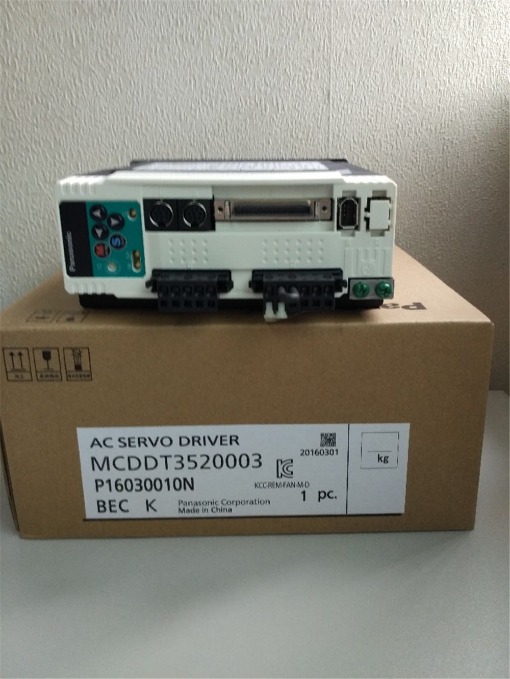 PANASONIC 750W AC-Servoantrieb MCDDT3520003