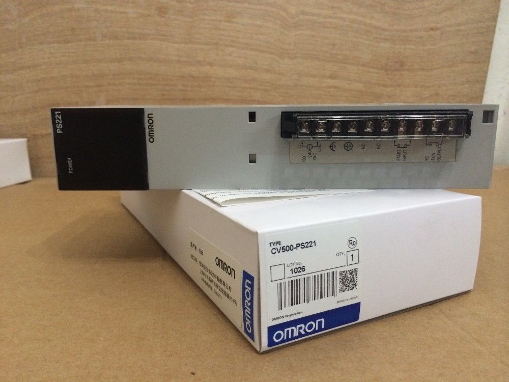 NEUES ORIGINAL OMRON SPS-MODUL CV500-PS221