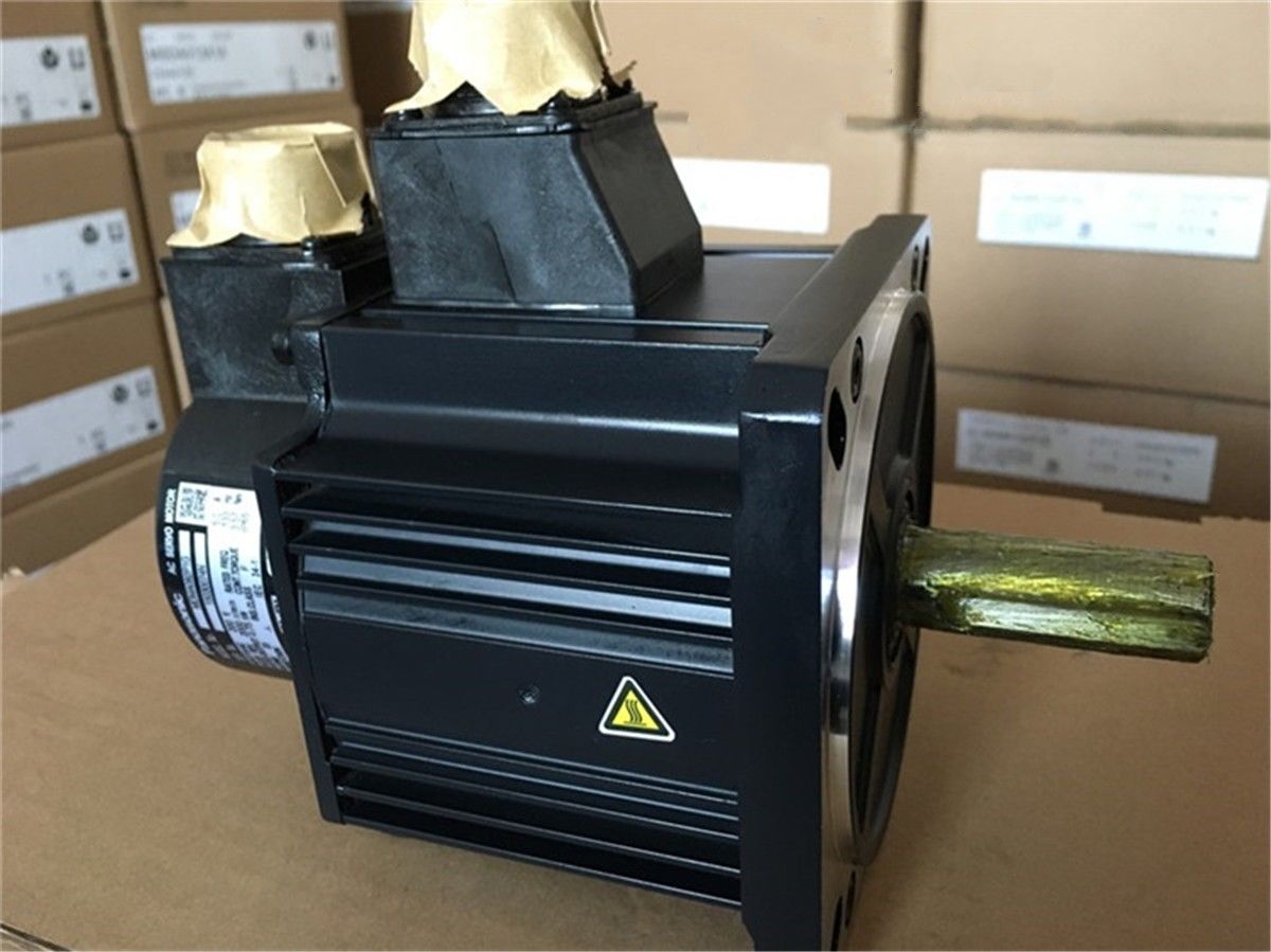 NEUER PANASONIC AC-Servoantrieb MDMA082A1G im Karton