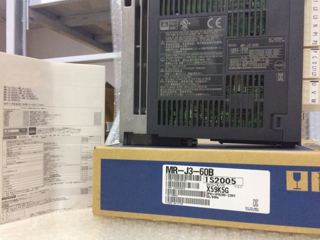 Neuer Mitsubishi 600W 200V Servoantrieb MR-J3-60B MRJ360B
